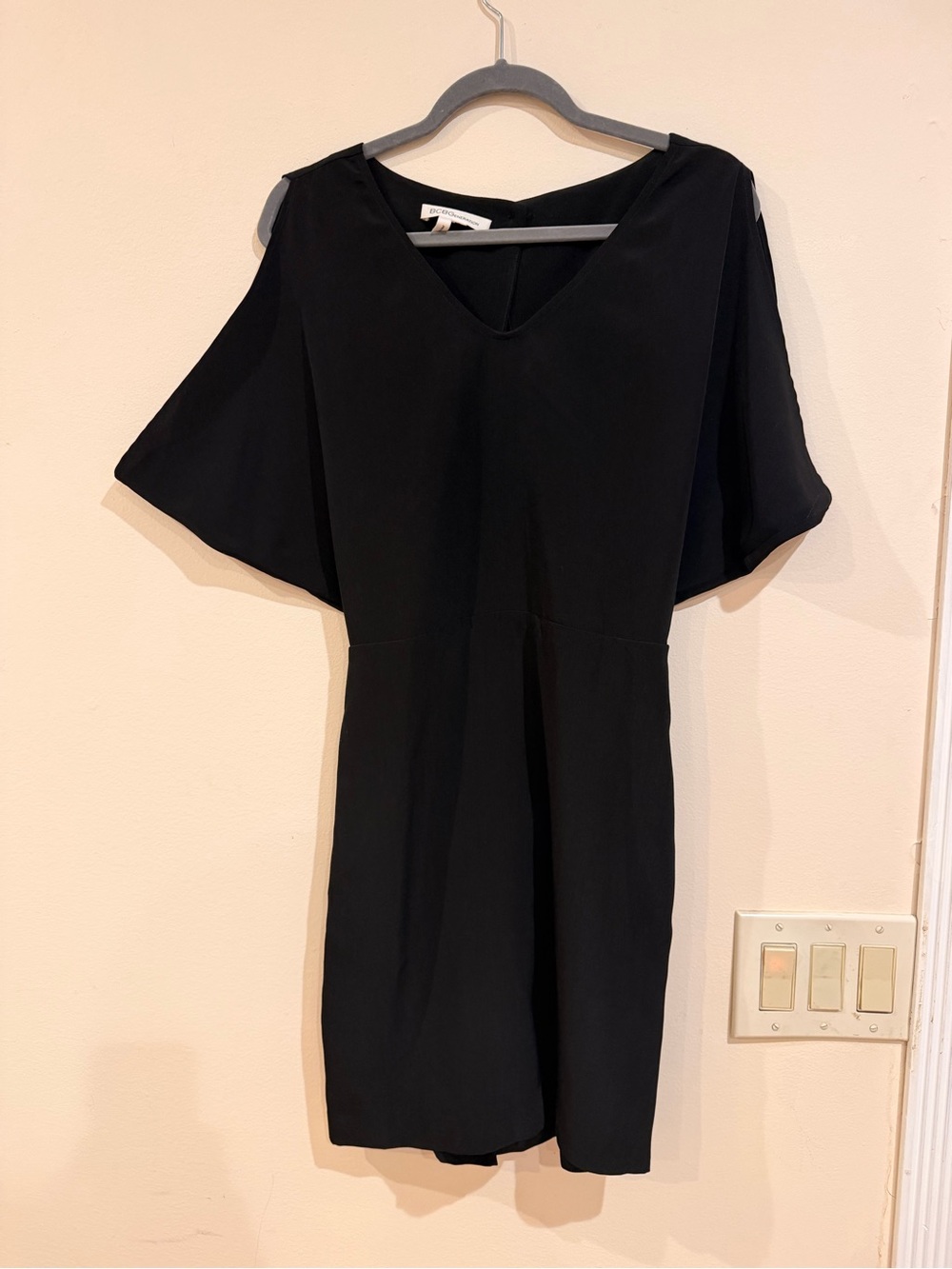 BCBGeneration Black V-Neck Flutter Sleeve Dress